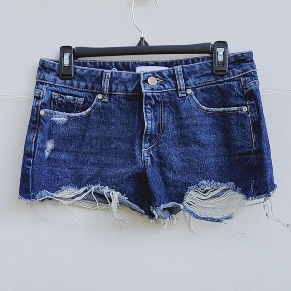 DL1961 Renee Low Rise Raw Hem Short | Southside - Picture 9 of 10